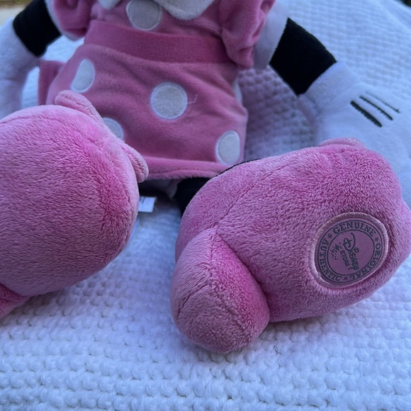 Disneys Ariel and Minnie plush - Picture 5 of 8